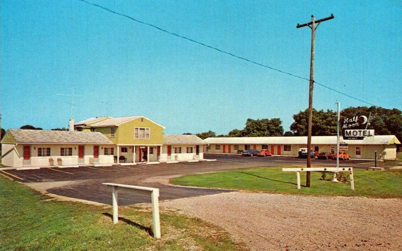 Sheridan Sleep and Stay (Half Moon Motel) - Vintage Postcard Back